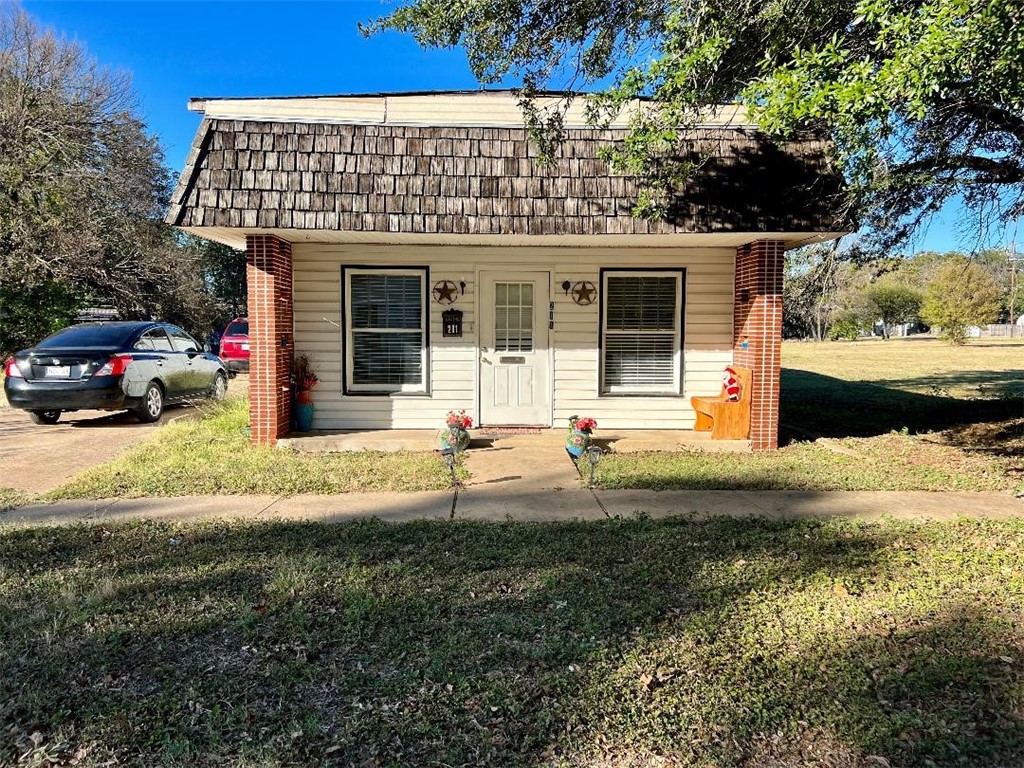211 Craig Street Hillsboro TX 76645