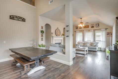 1033 Rustic Oak Way Burleson TX 76028