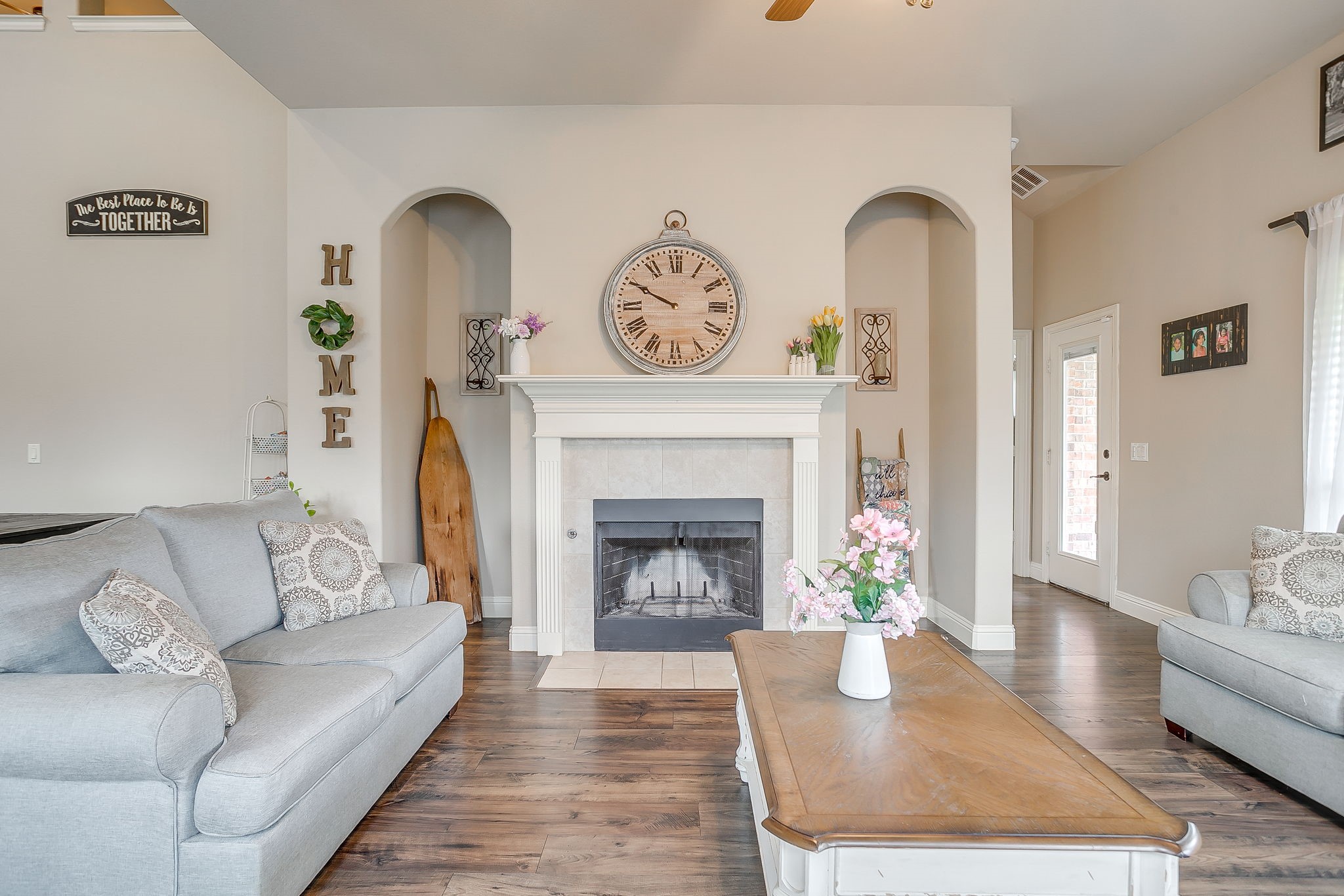 1033 Rustic Oak Way Burleson TX 76028