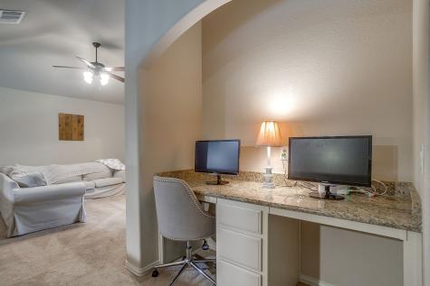 1033 Rustic Oak Way Burleson TX 76028