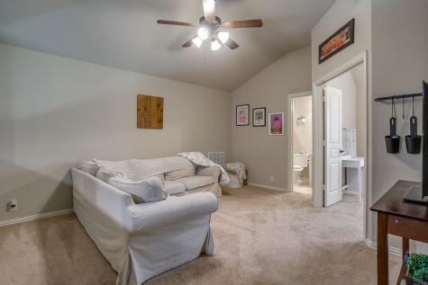 1033 Rustic Oak Way Burleson TX 76028