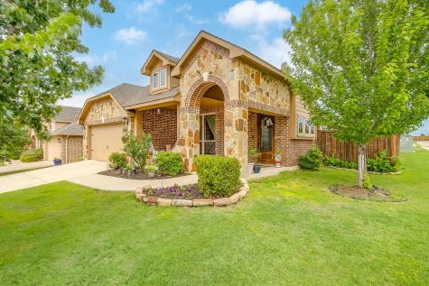 1033 Rustic Oak Way Burleson TX 76028