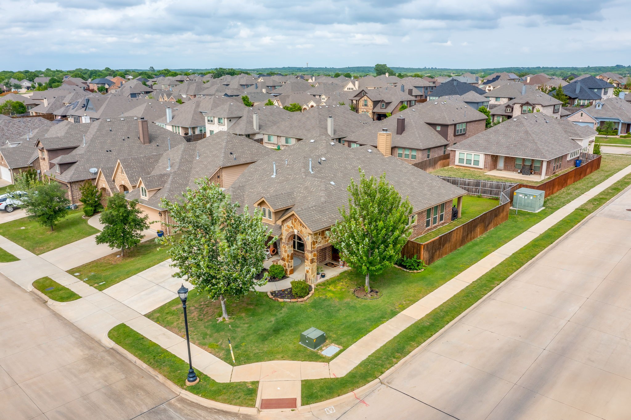 1033 Rustic Oak Way Burleson TX 76028