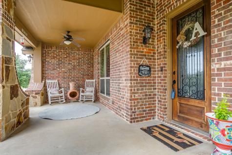1033 Rustic Oak Way Burleson TX 76028