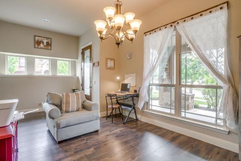 1033 Rustic Oak Way Burleson TX 76028