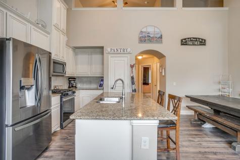 1033 Rustic Oak Way Burleson TX 76028