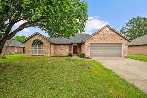 1706 La Fontaine Lane Greenville TX 75402