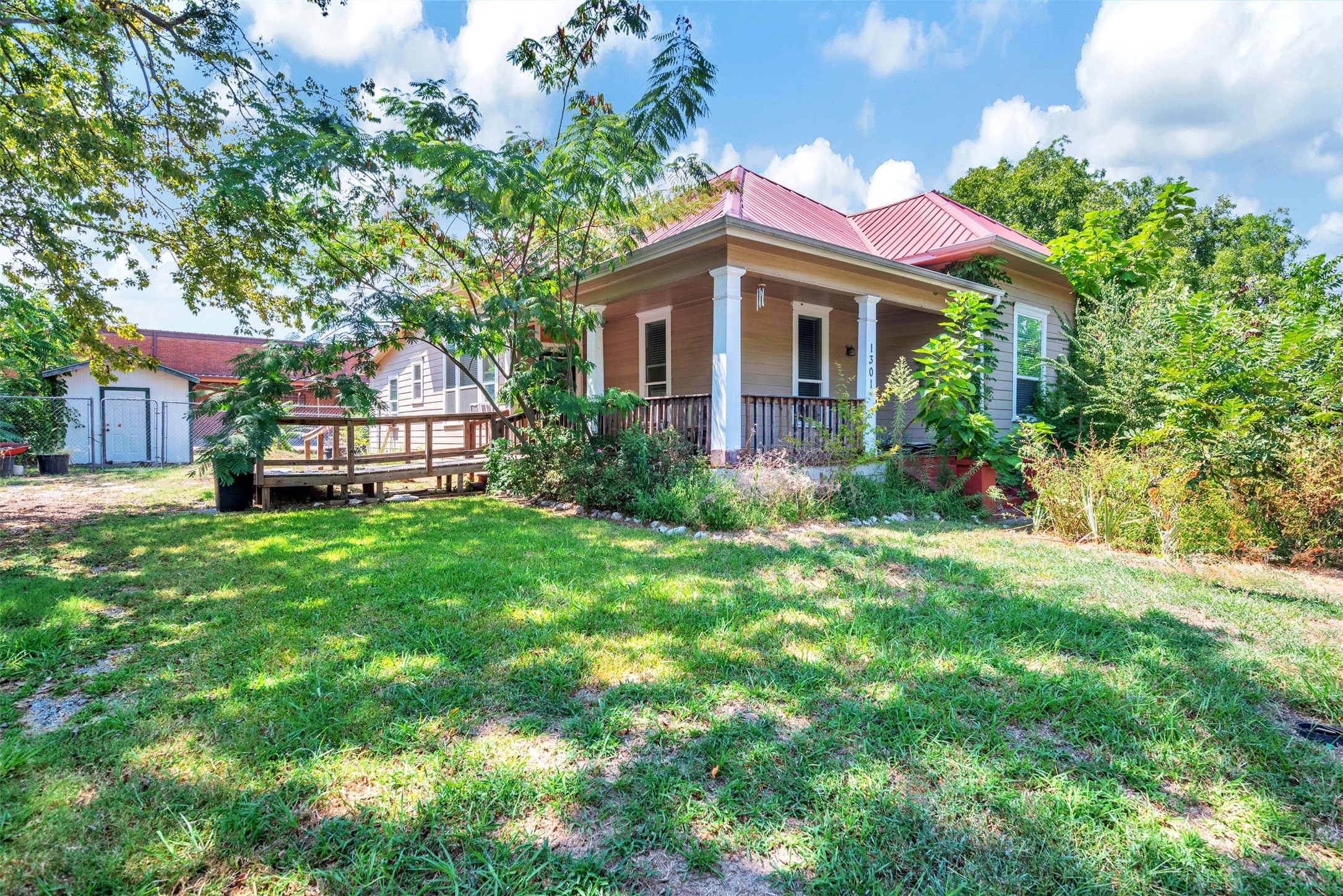 1301 Church Street Commerce TX 75428