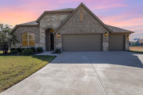 226 Hedgewood Drive Waxahachie TX 75165