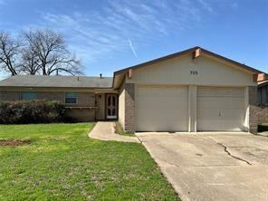705 Colgate Court Garland TX 75042