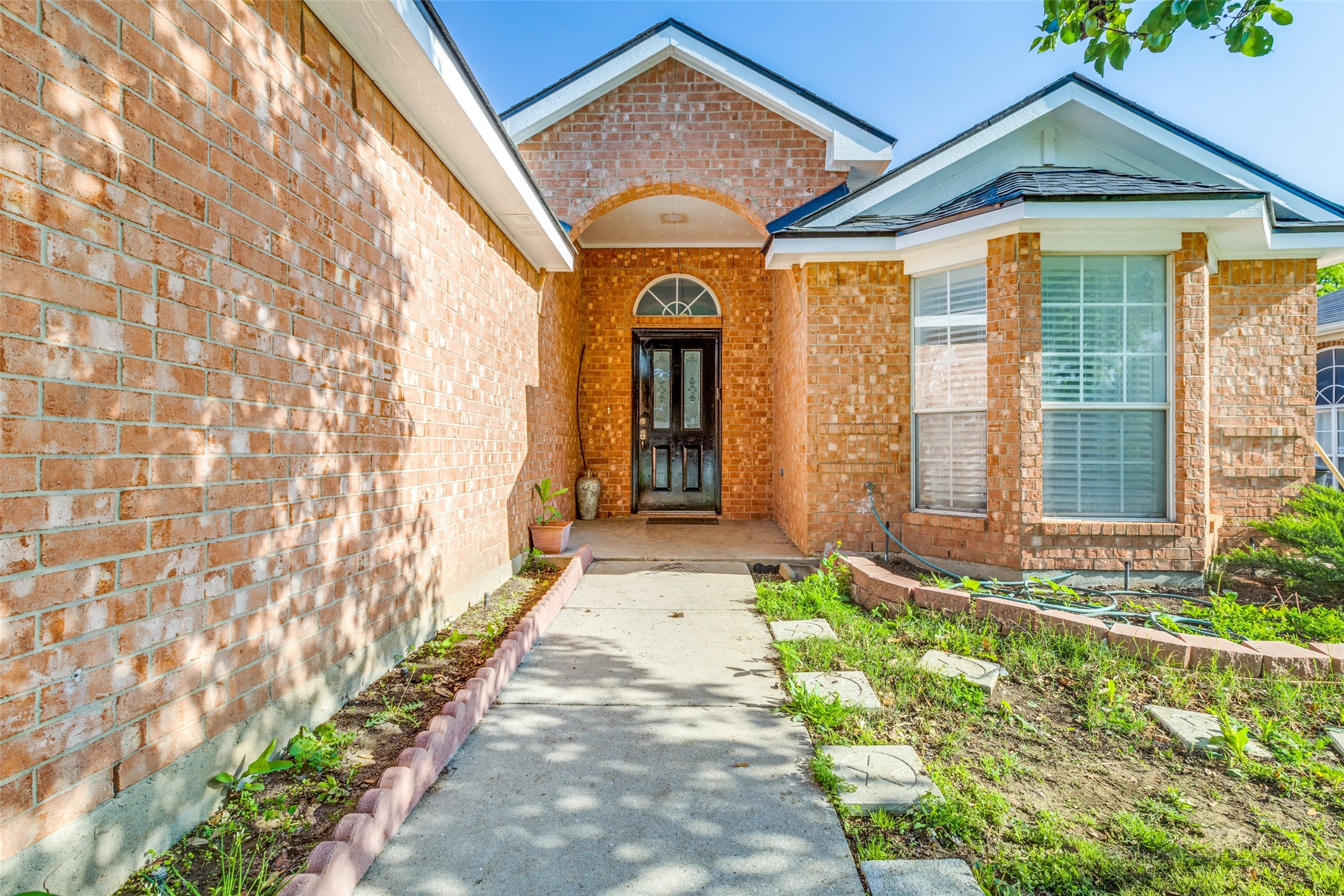 1729 Overland Street Fort Worth TX 76131