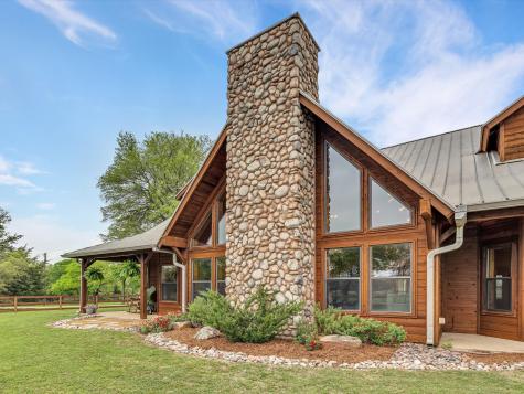 211 Jim Cannon Road Van Alstyne TX 75495
