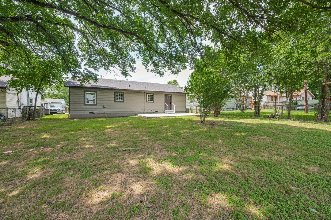 4401 Forbes Street Fort Worth TX 76105