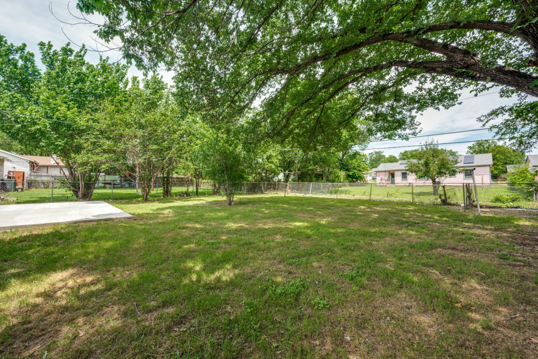 4401 Forbes Street Fort Worth TX 76105