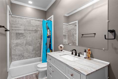 63 Live Oak Street Alvarado TX 76009