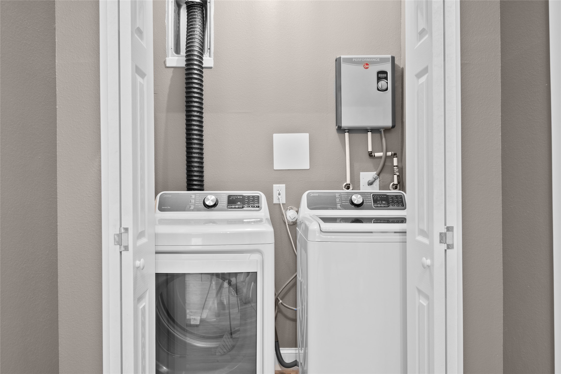 63 Live Oak Street Alvarado TX 76009