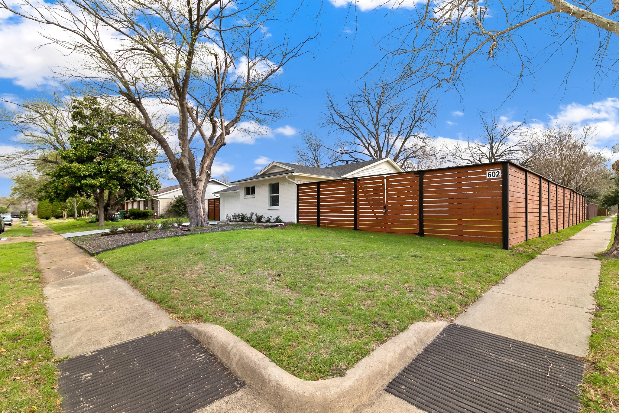 602 Lawson Drive Garland TX 75042