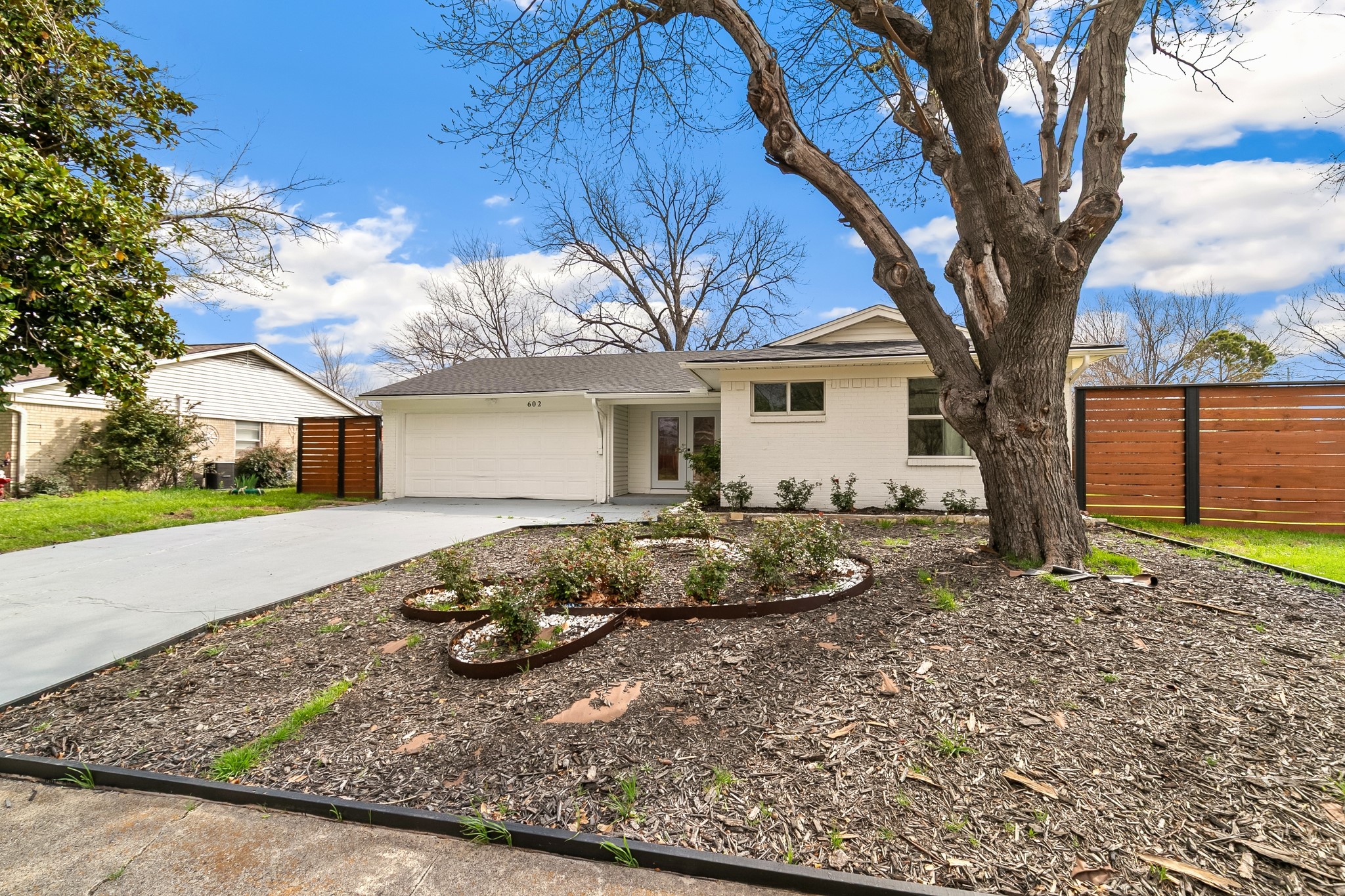 602 Lawson Drive Garland TX 75042