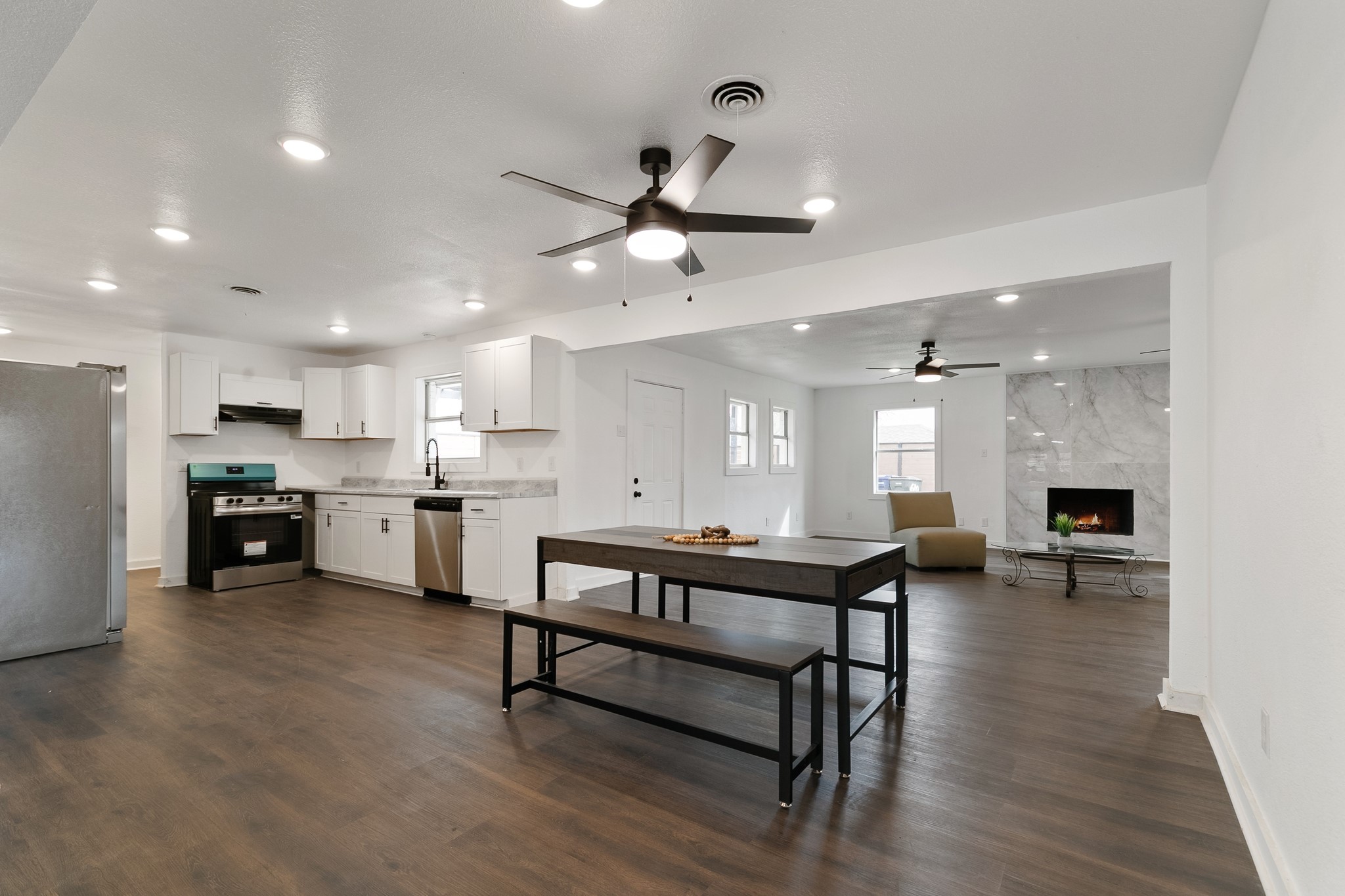 602 Lawson Drive Garland TX 75042