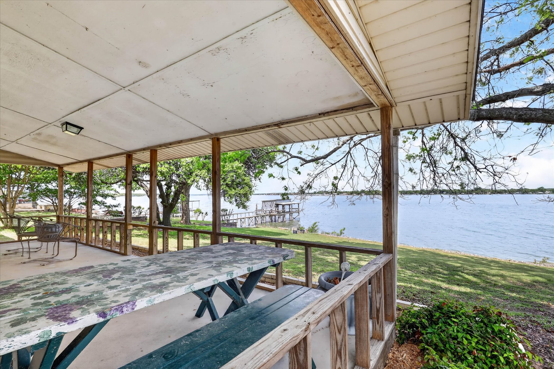 11740 East Court Azle TX 76020