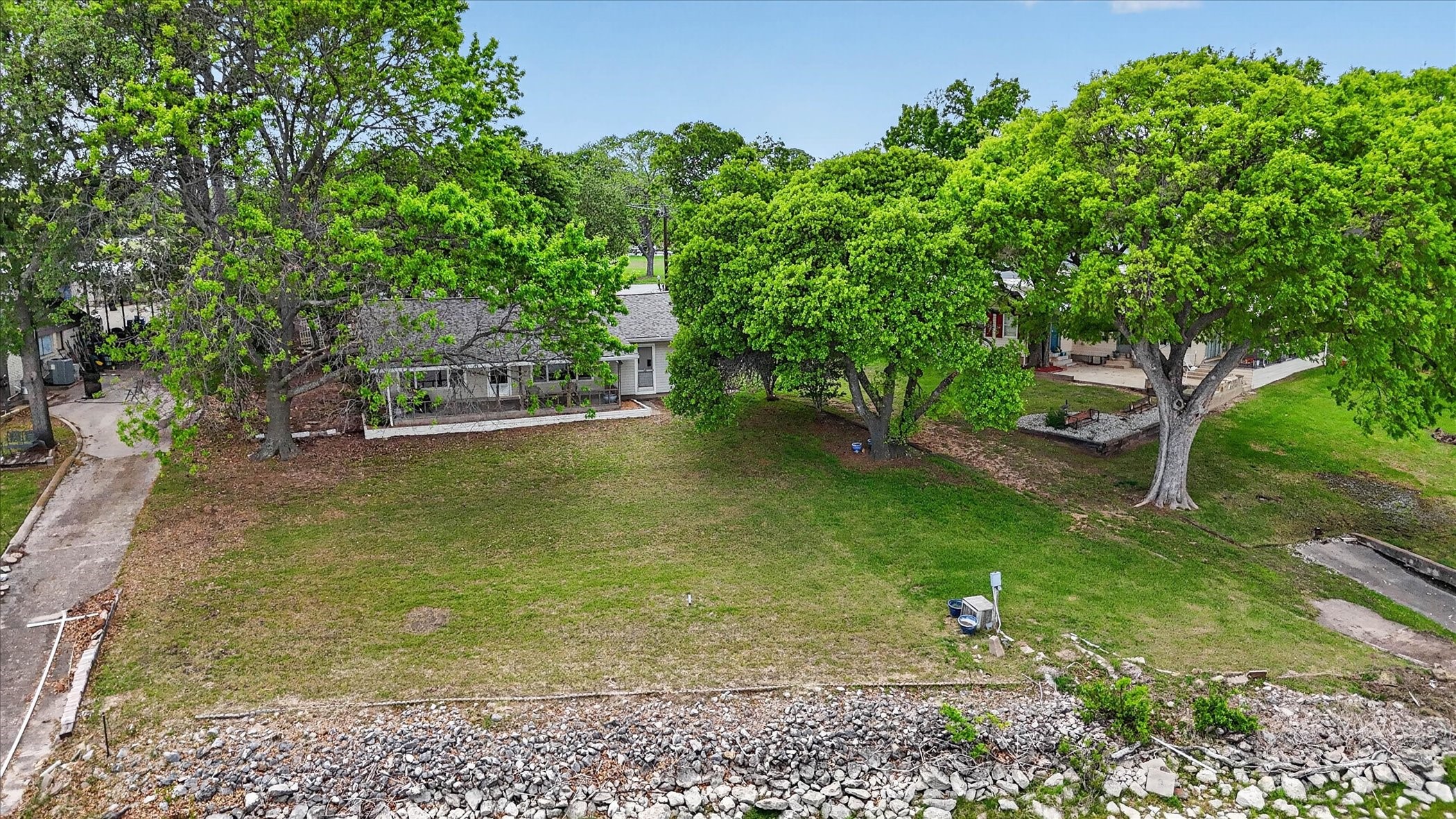 11740 East Court Azle TX 76020