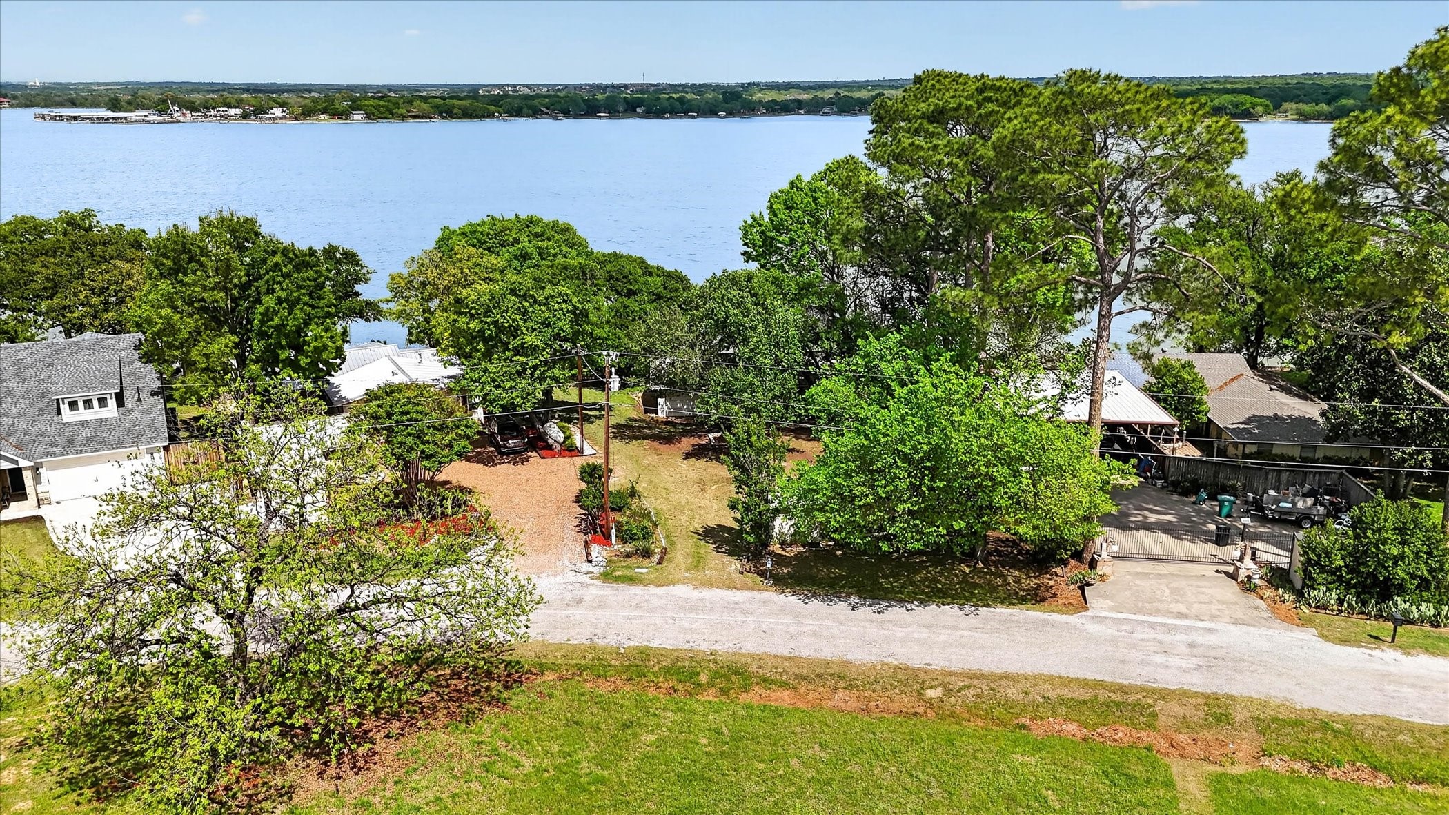 11740 East Court Azle TX 76020