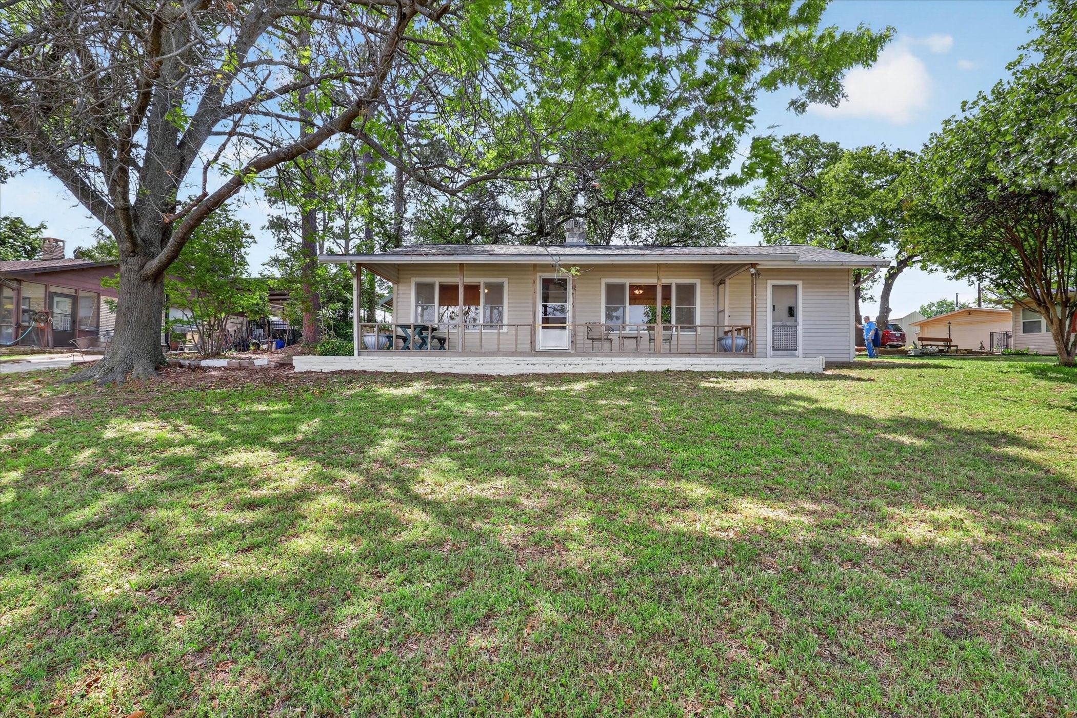 11740 East Court Azle TX 76020