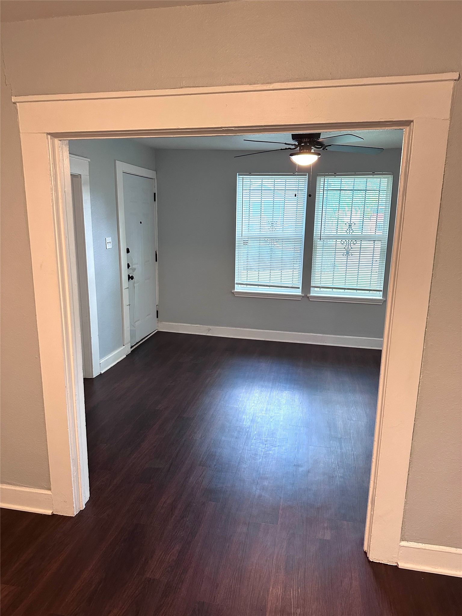 2842 Harlandale Avenue Dallas TX 75216