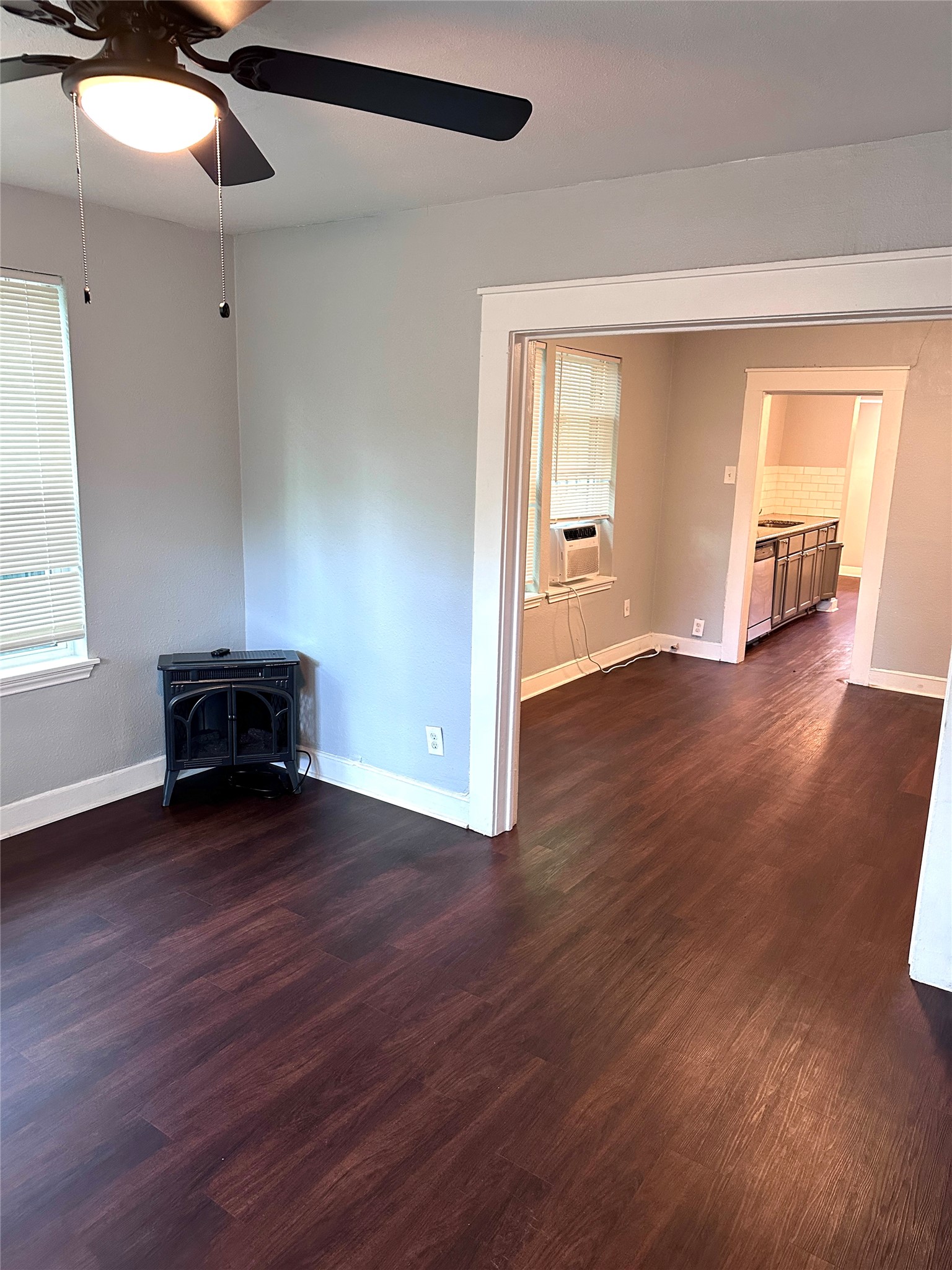 2842 Harlandale Avenue Dallas TX 75216