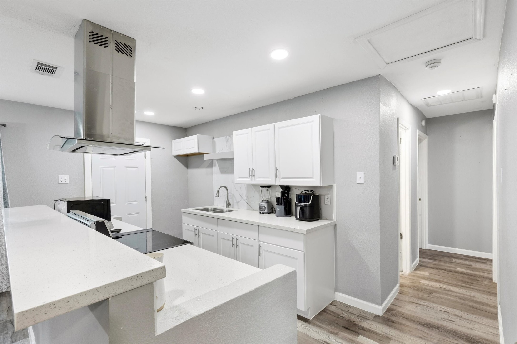 6331 Fenway Street Dallas TX 75217