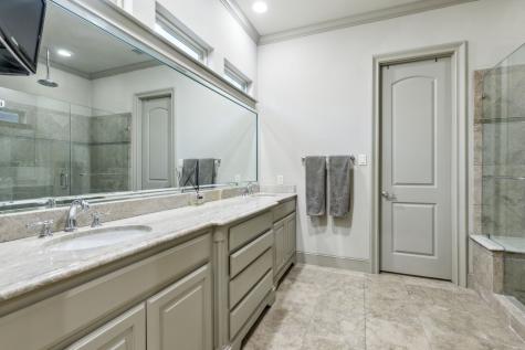 5011 W Hanover Avenue Dallas TX 75209
