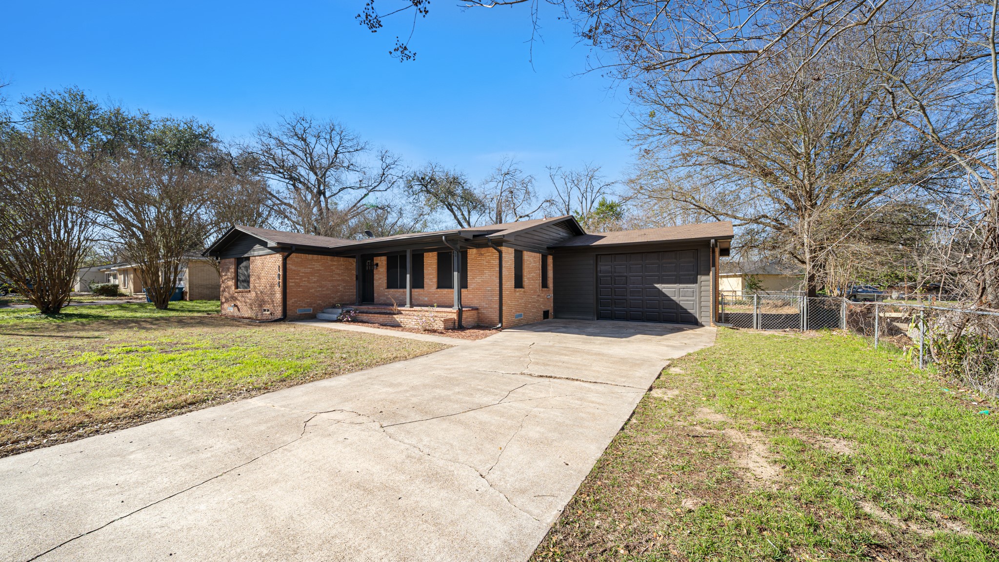 104 Joe Prince Drive Athens TX 75751