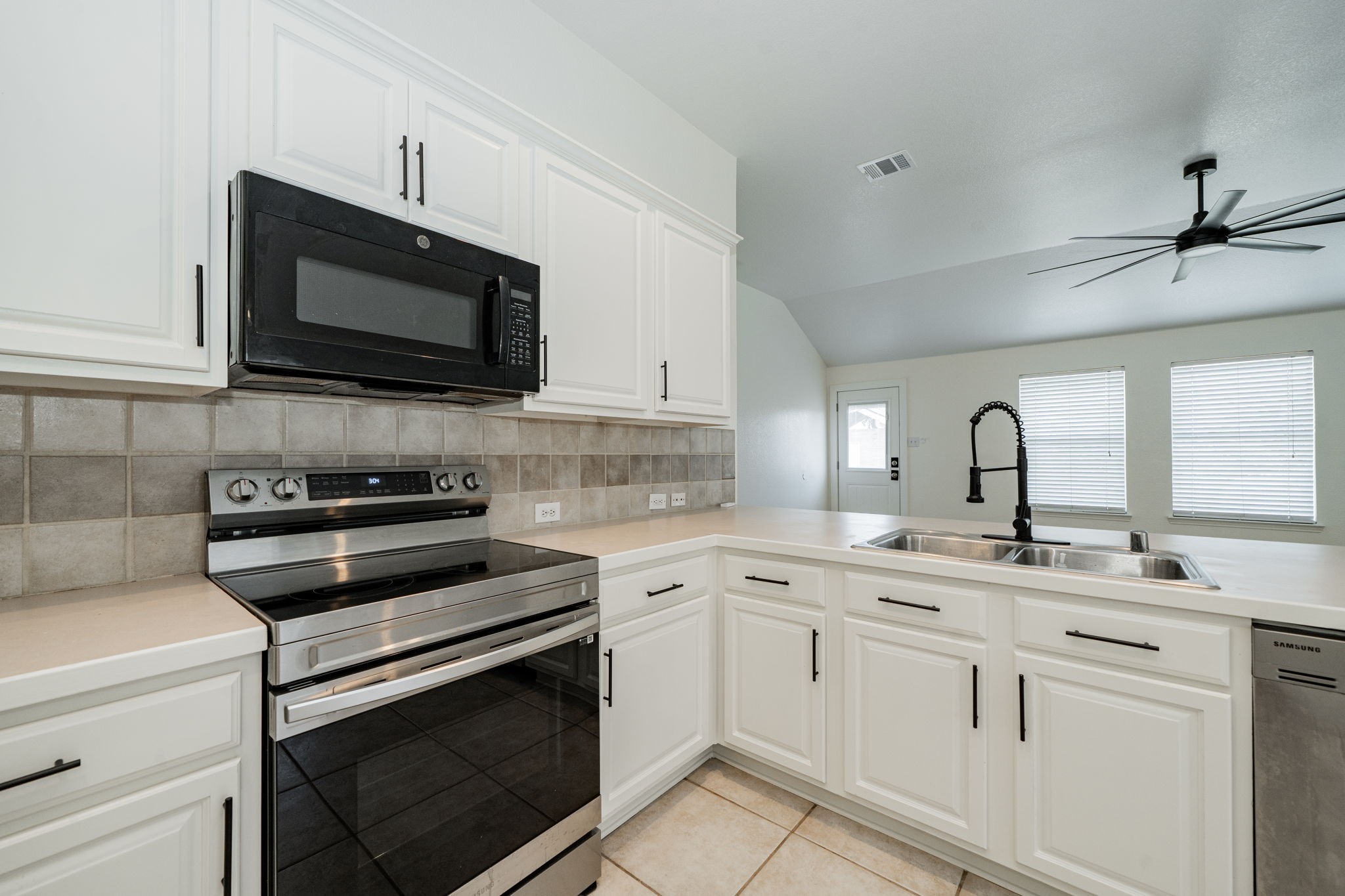 2142 Bluebell Forney TX 75126