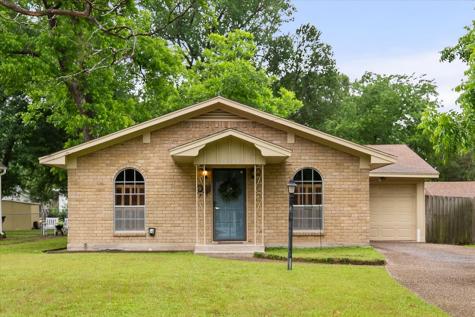 1609 Maplewood Corsicana TX 75110