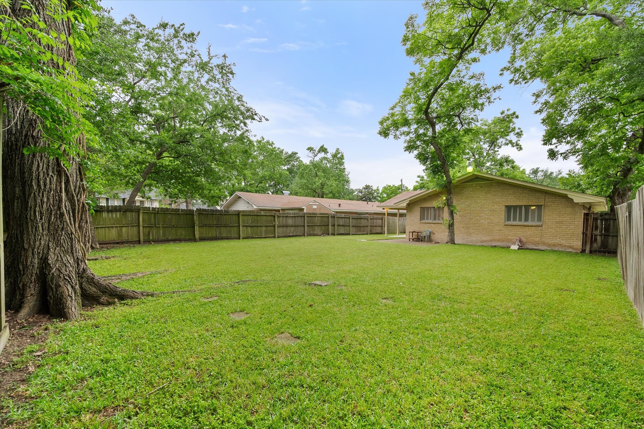 1609 Maplewood Corsicana TX 75110