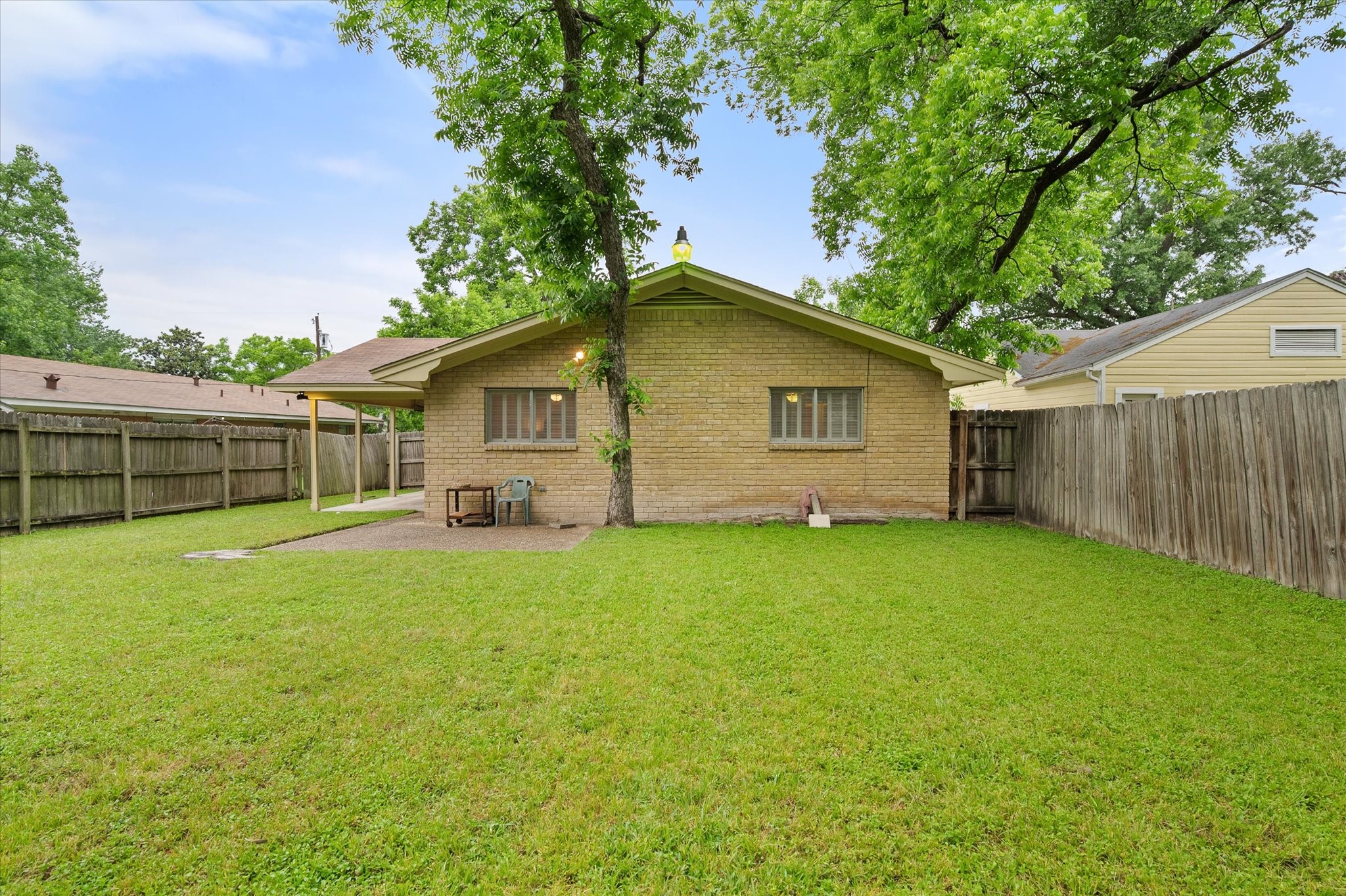 1609 Maplewood Corsicana TX 75110