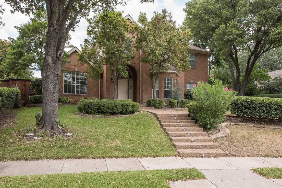 402 Watters Crossing Court Allen TX 75013