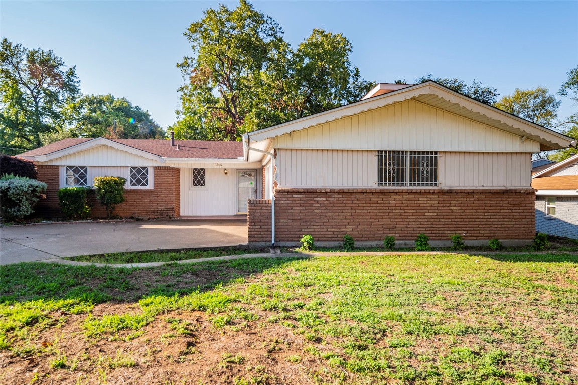 7366 Robinhood Lane Fort Worth TX 76112