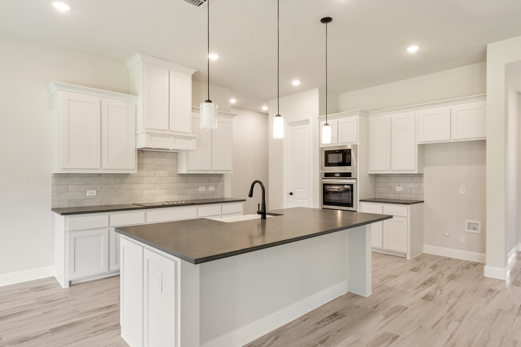 763 Crystal Lake Lane Red Oak TX 75154
