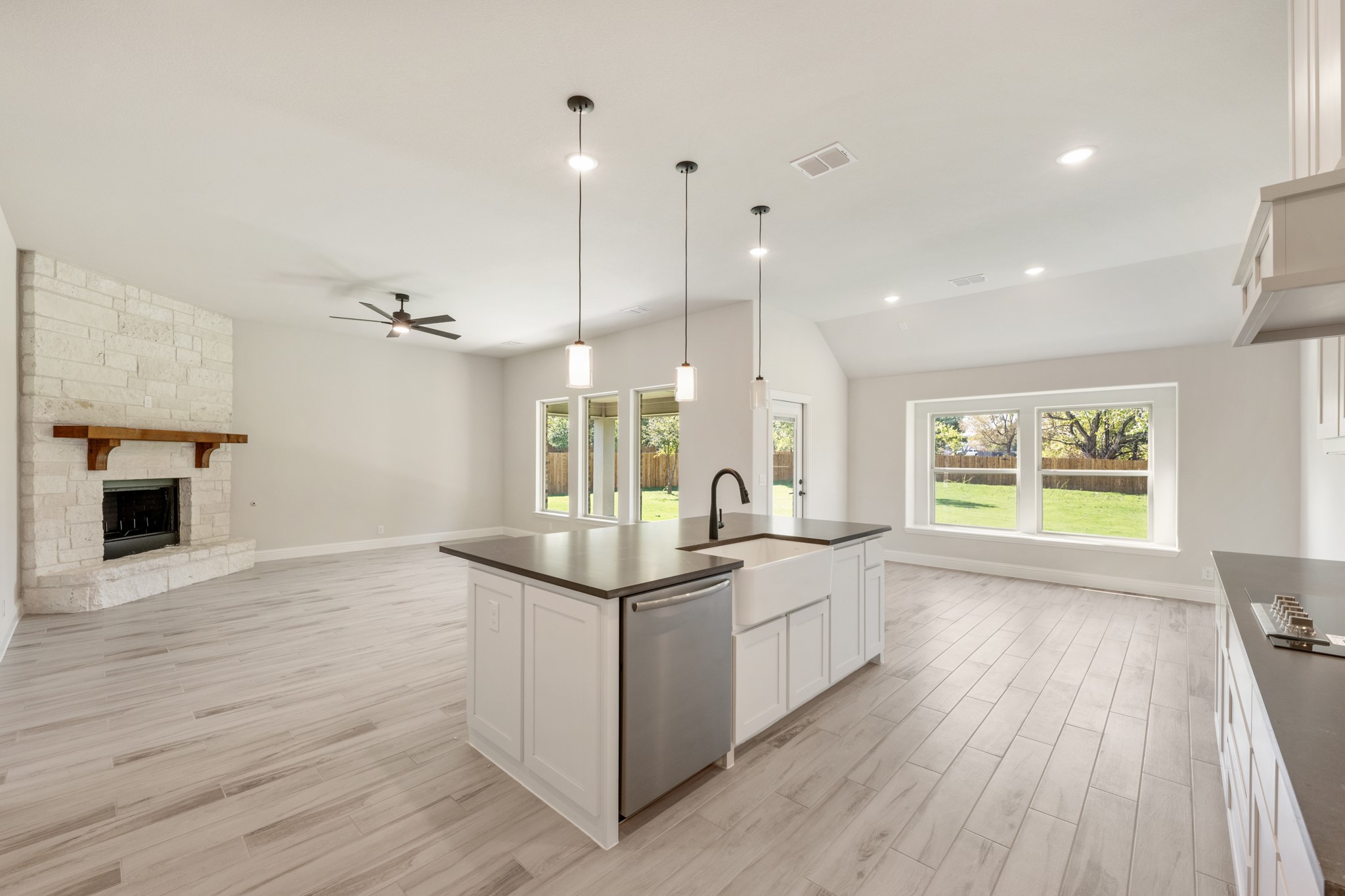 763 Crystal Lake Lane Red Oak TX 75154