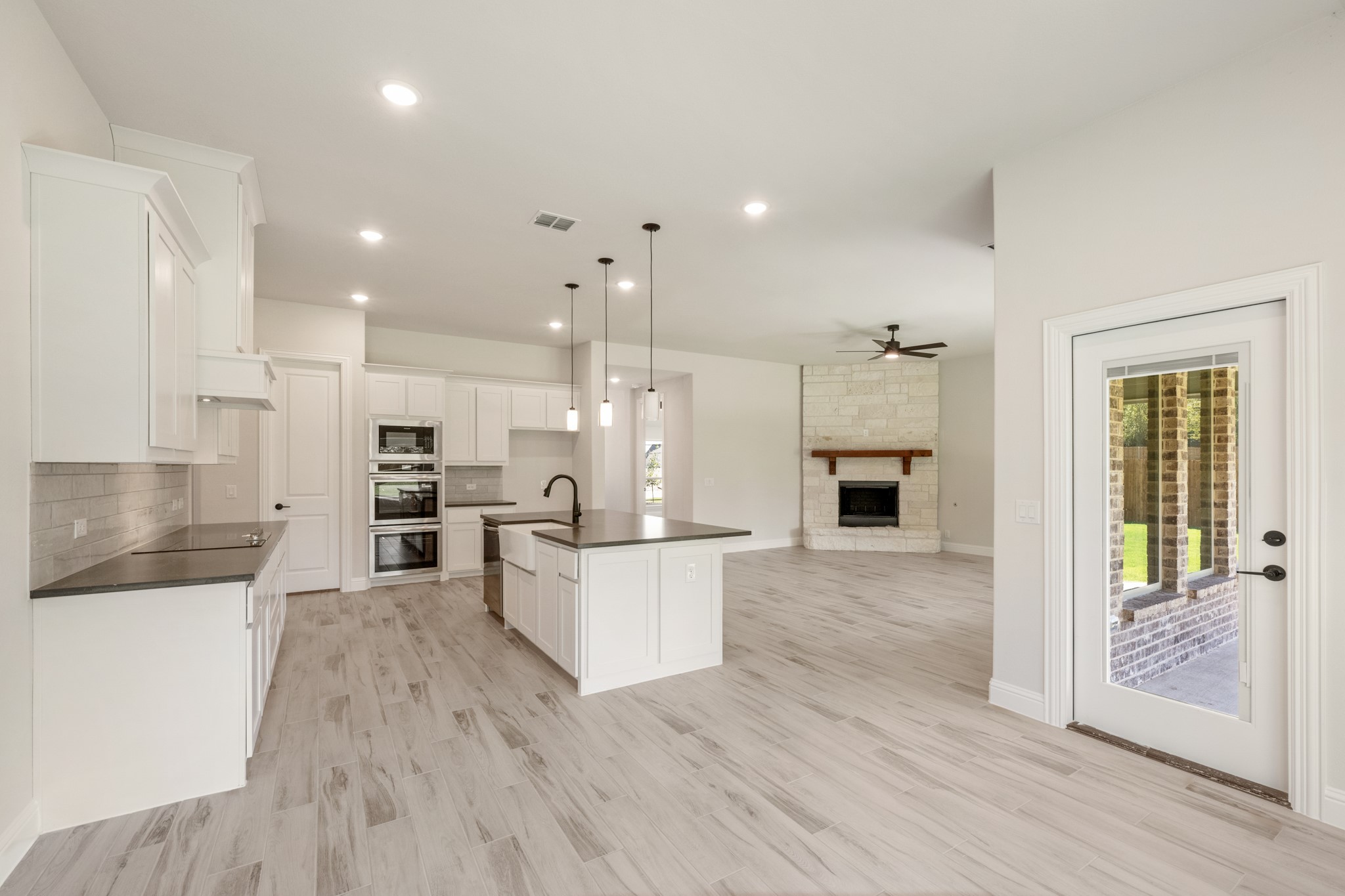 763 Crystal Lake Lane Red Oak TX 75154