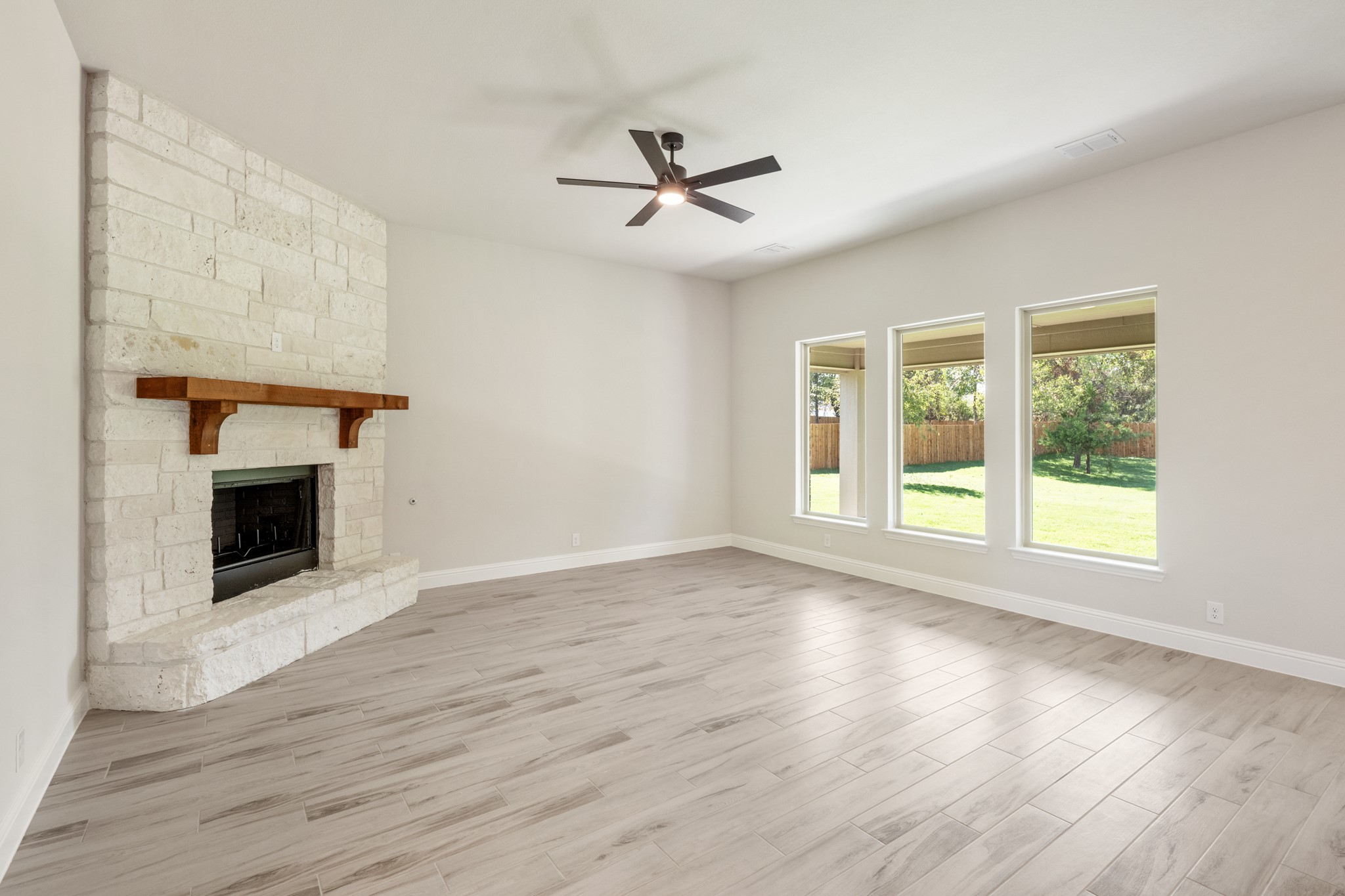763 Crystal Lake Lane Red Oak TX 75154