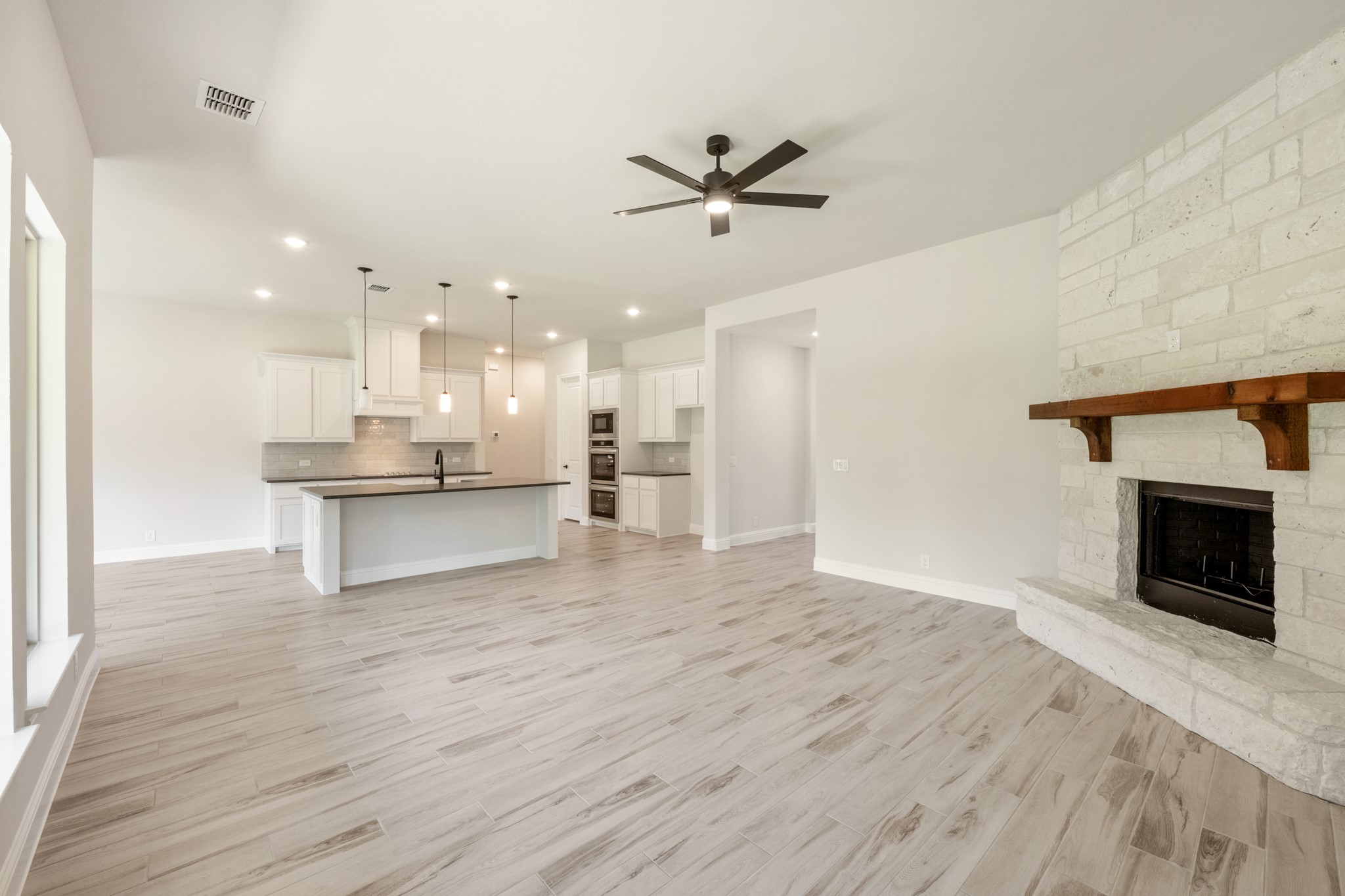 763 Crystal Lake Lane Red Oak TX 75154