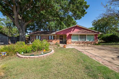905 Cypress Court Arlington TX 76014