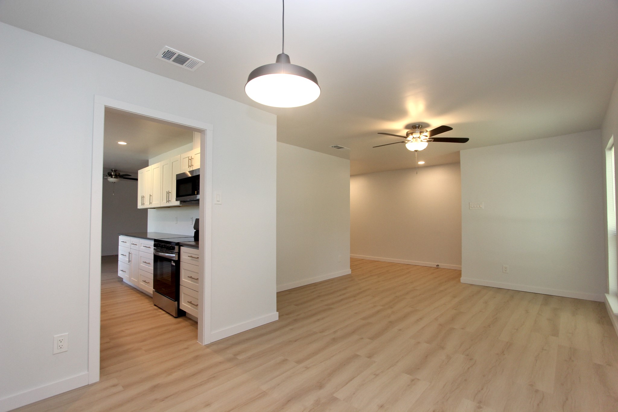2922 Ashglen Drive Garland TX 75043