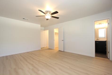 2922 Ashglen Drive Garland TX 75043