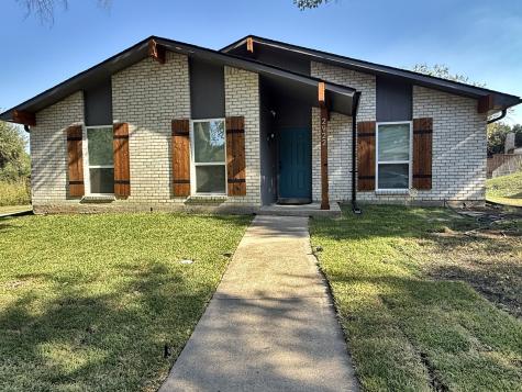 2922 Ashglen Drive Garland TX 75043