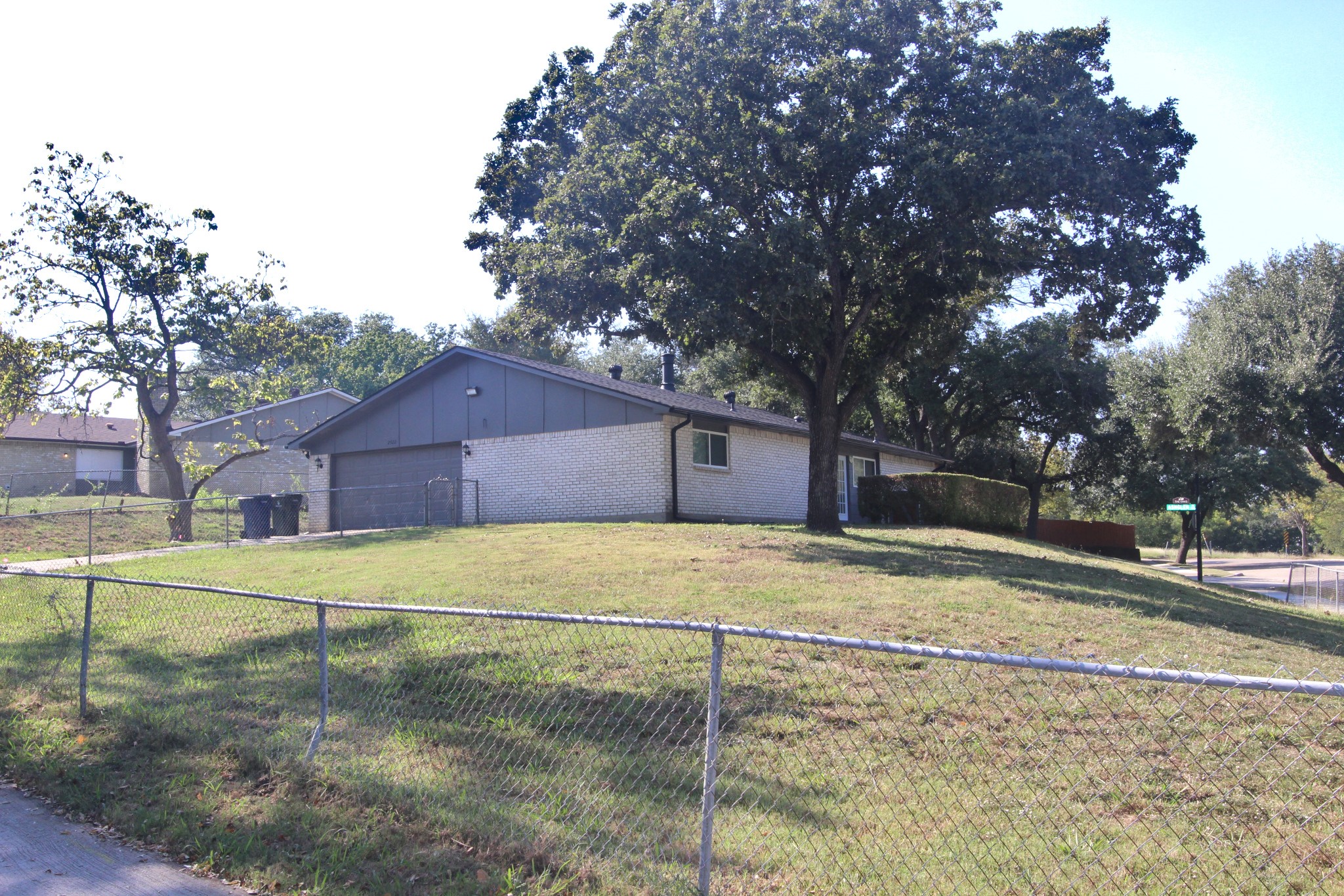 2922 Ashglen Drive Garland TX 75043