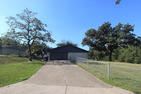 2922 Ashglen Drive Garland TX 75043