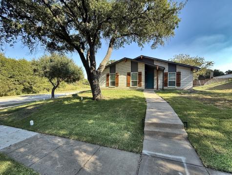 2922 Ashglen Drive Garland TX 75043